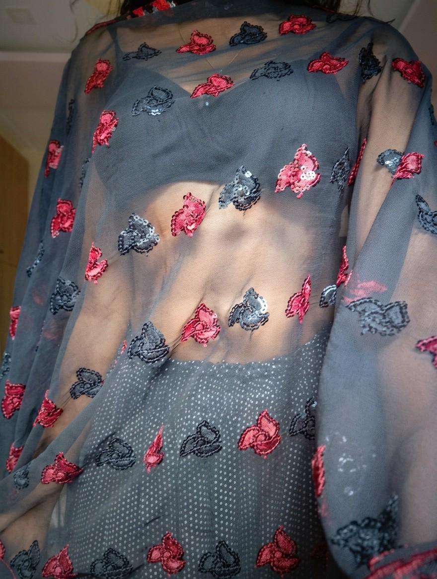Mature in Patterned Dupatta — Elegant MILF Gallery with Confident Pose