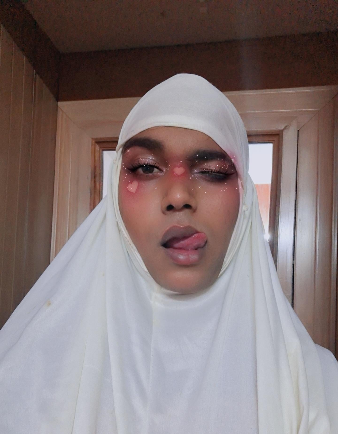 Hijab Mature Women XXX — Playful MILF Selfies on MuslimILF