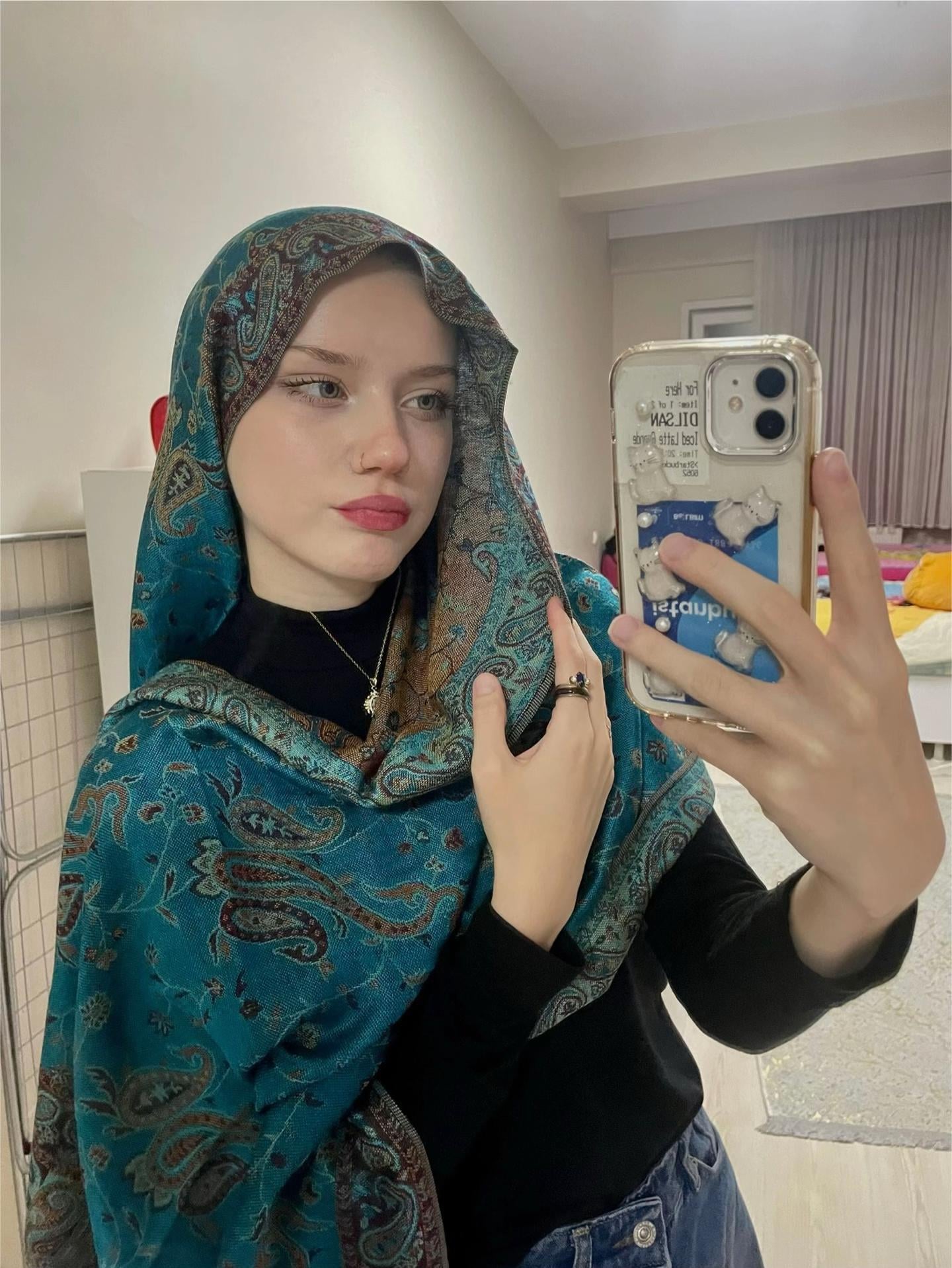 Hoejabi MILF Boudoir Glow — MuslimILF Exclusive