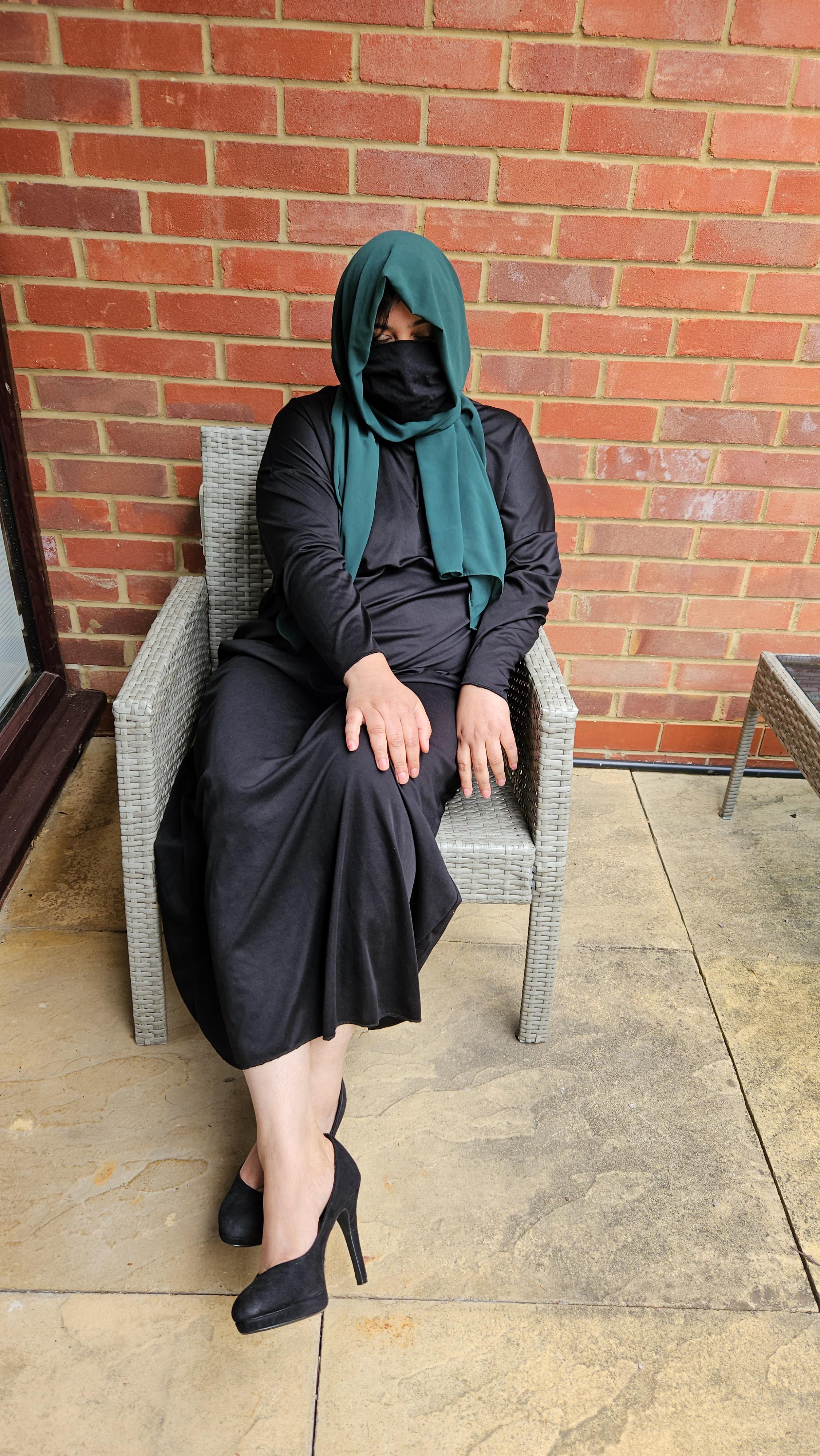 Sunny Day Arab Housewife in Hijab Wants to Play Dirty
