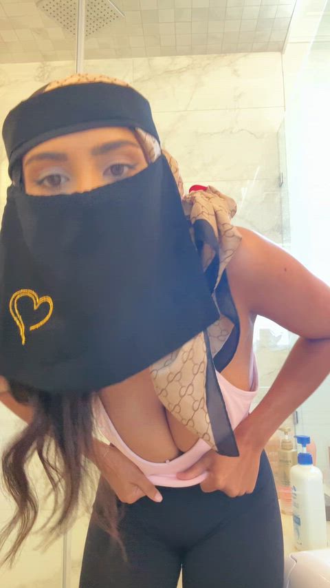 Muslim Mom’s Daily Struggle with Her Desi Big Ass in Hijab