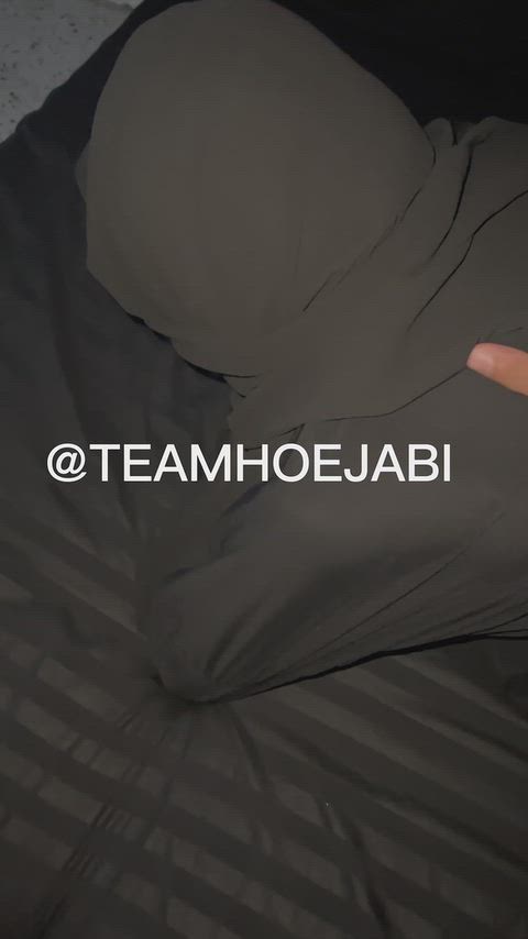 u can lift my abaya but we will only do an-al to stay virggin habibi