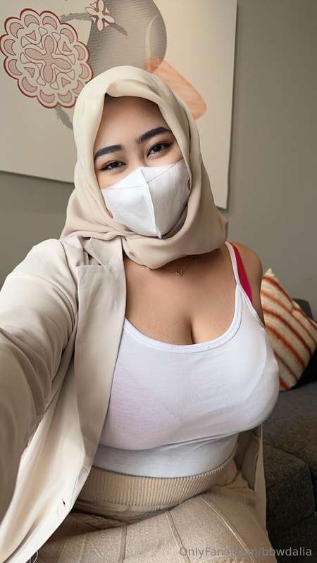 Muslim Milf Hijabi Leaks – bbwdalia’s Desired Price