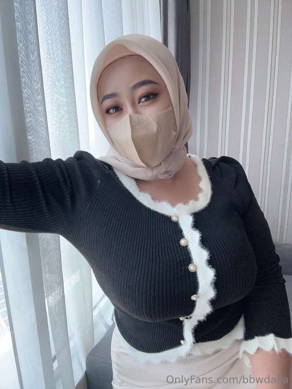Muslim Milf Hijabi Leaks: Exclusive OnlyFans Content