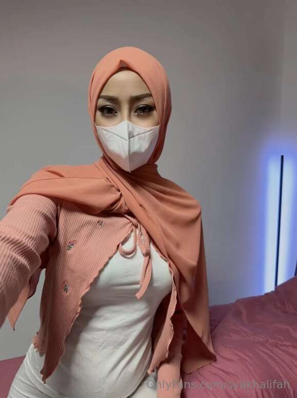 Syakhalifah: Muslim Hijabi Leaks – OnlyFans & Bedroom Secrets