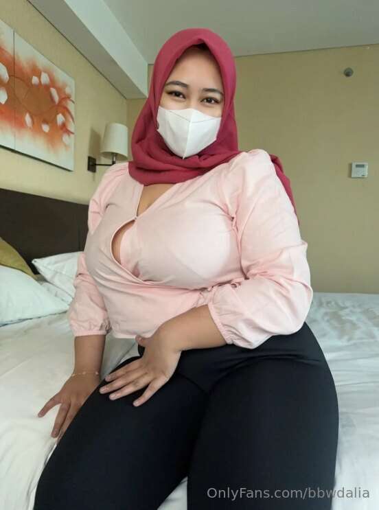 bbwdalia – Muslim Milf Hijab Leak – OnlyFans Exclusive
