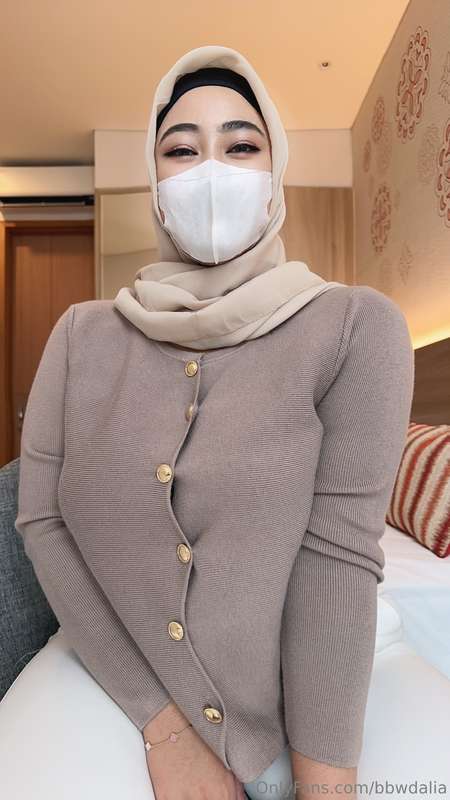 Muslim Milf Hijabi – Will You Obey? ? OnlyFans Leaks