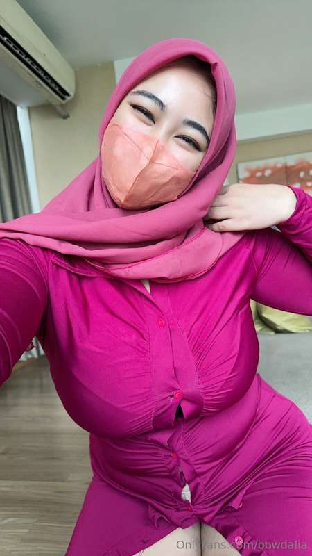 Muslim Milf Hijabi Leaks – bbwdalia’s Desires