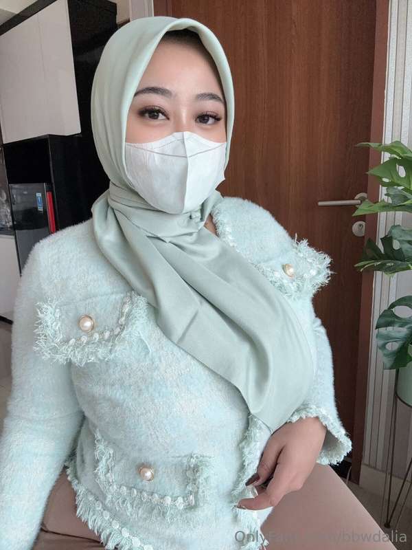 Muslim Milf Hijab Reveal – bbwdalia’s Secret Desire | OnlyFans Leaks