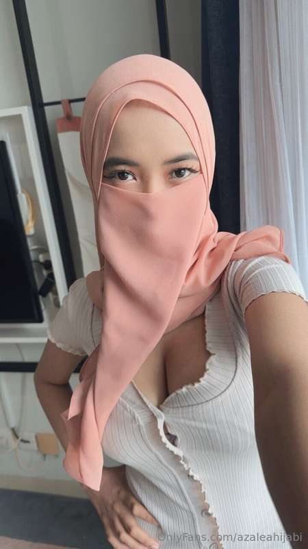Azaleahijabi – Muslim Hijabi Leaks OnlyFans | Arab Milf