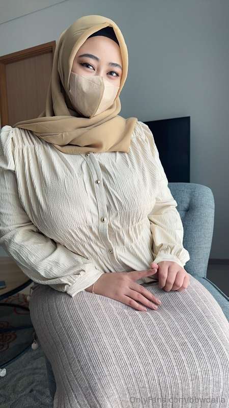 Muslim Hijabi Leak: Uncovering Hidden Desires