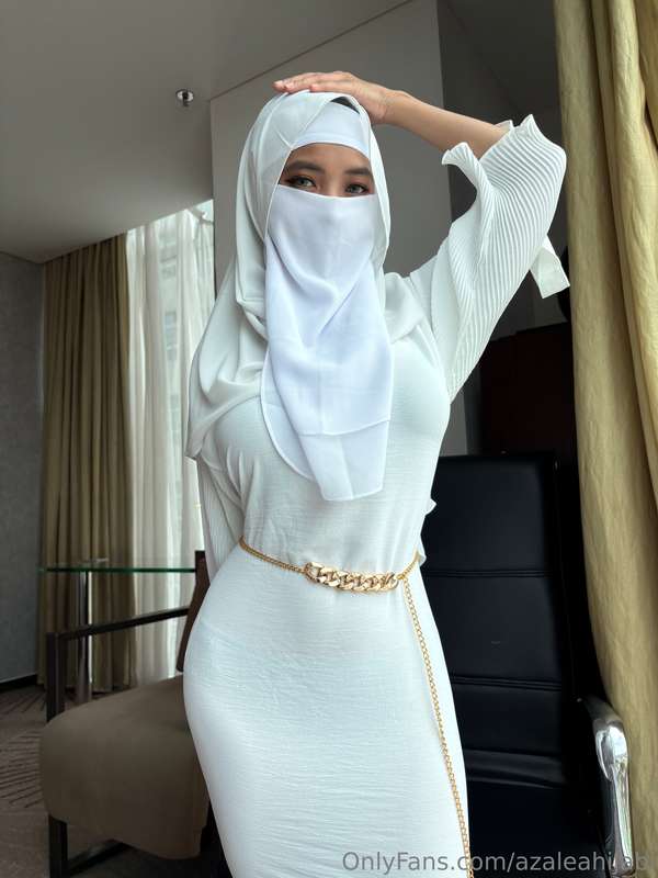 Hijabi Chair Squeak Tease with Azaleahijabi