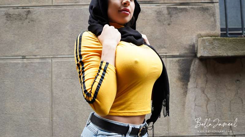 Hijabibella: Muslim Milf Leaks – OnlyFans Hijabi Exposed