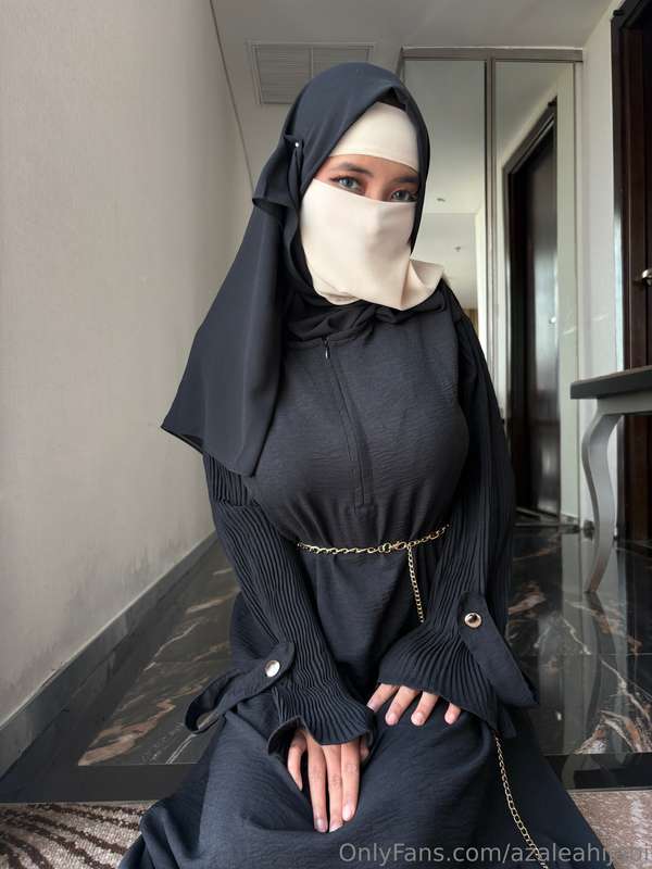 Azaleahijabi – Muslim Hijabi Leaks OnlyFans – Bedroom Fun
