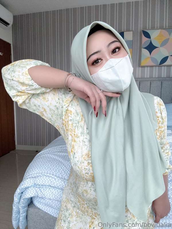 Muslim Milf Hijab Leak – BBwdalia’s Wetest Fantasy ?