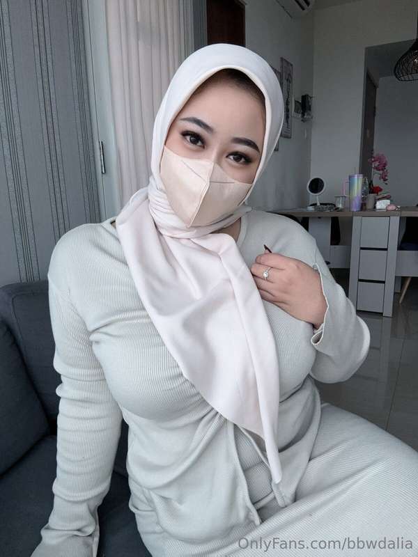 Muslim Milf Hijabi Leaks – OnlyFans HD ?