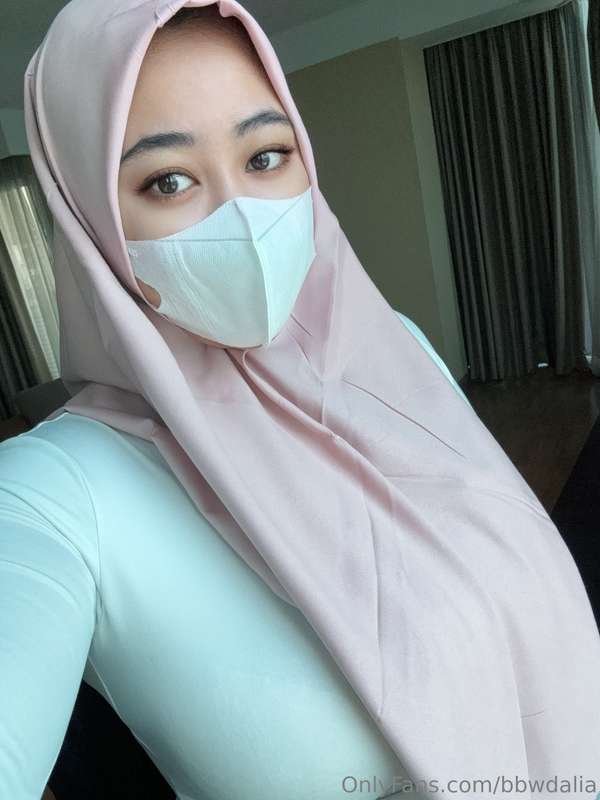Muslim Milf Hijabi – Exclusive Content & Nude Leaks ?