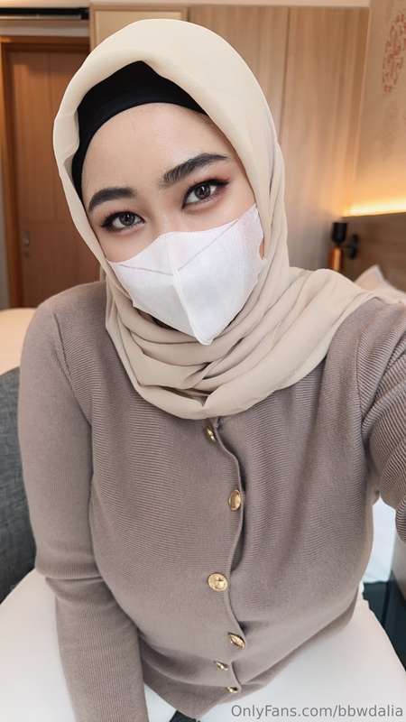 Muslim Milf Unleashes Desire Behind the Hijab