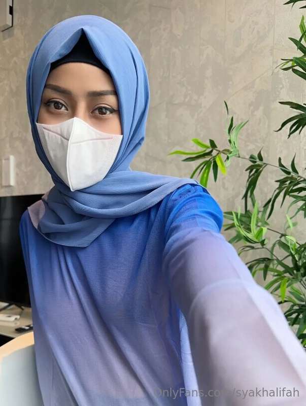 Muslim Milf Hijab Leak – Syakhalifah’s Forbidden Gaze