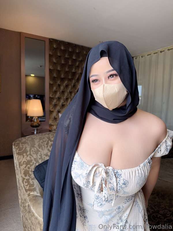bbwdalia – Unveiled: Muslim Milf Hijabi Leak ?