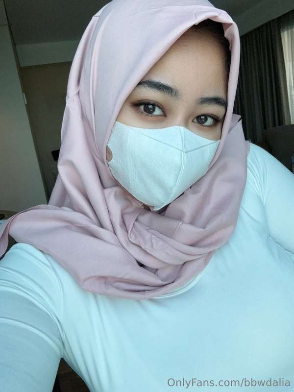 Muslim Milf Hijabi Leaks: A Stunning Revelation of Desire and Passion