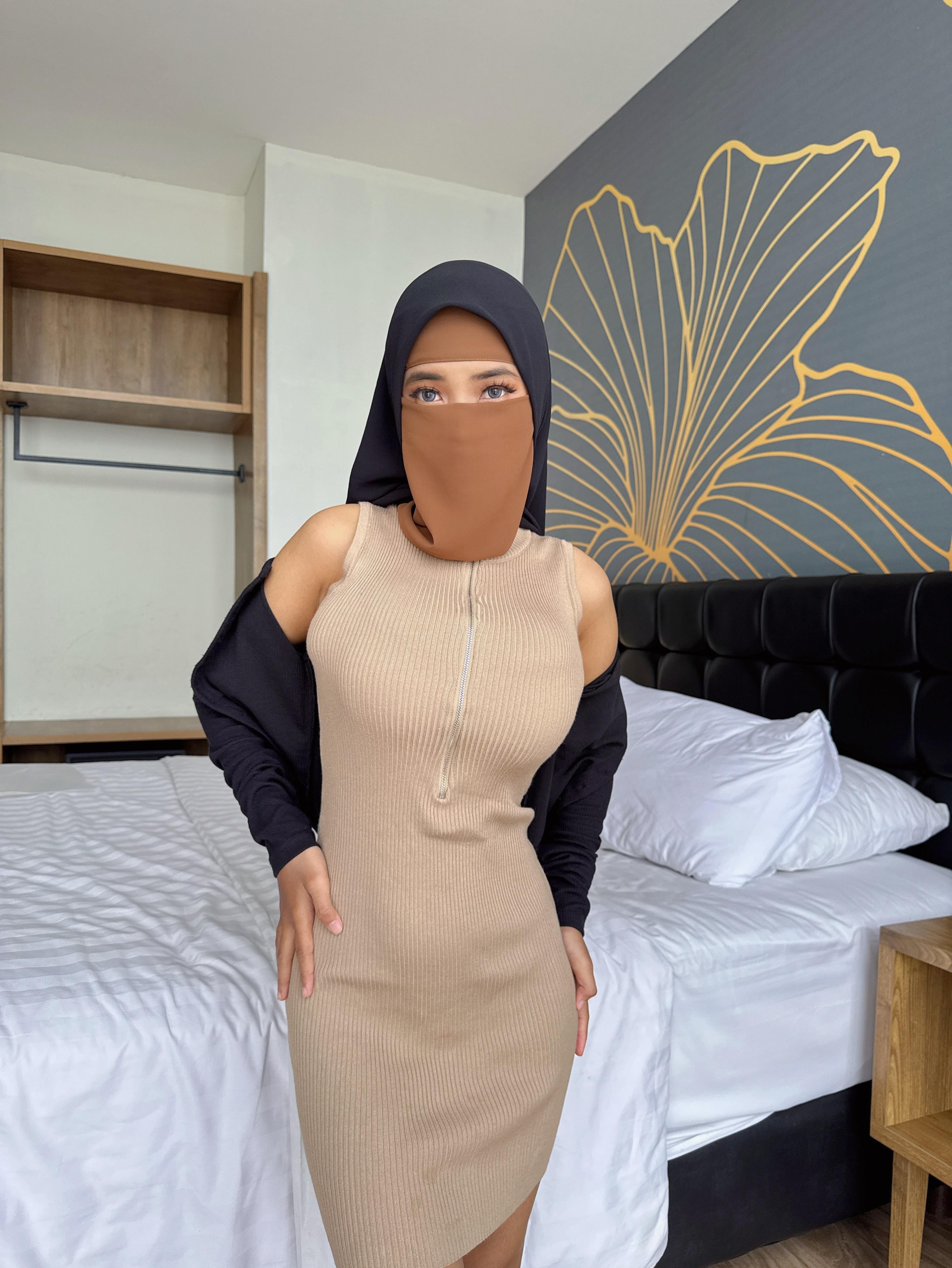 Stealing Hearts in My Hijabi Glory